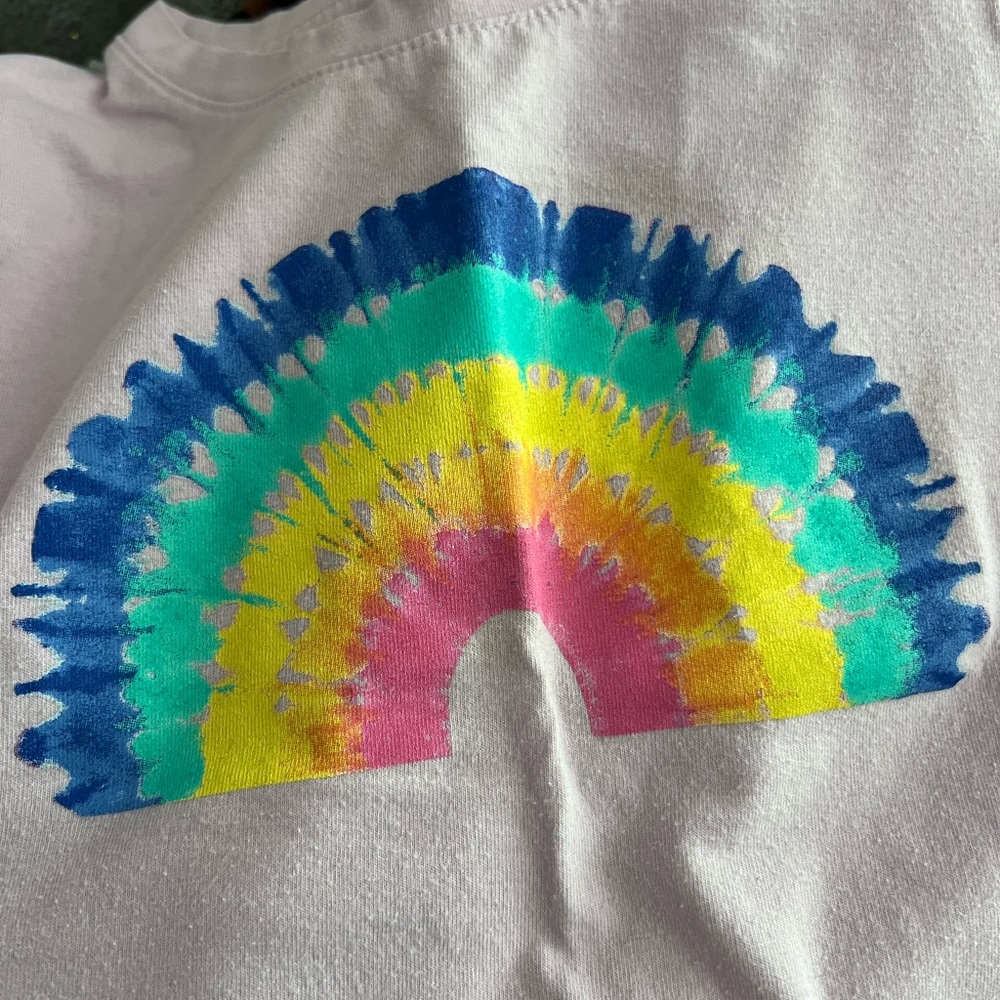 4T light purple and rainbow T-shirt